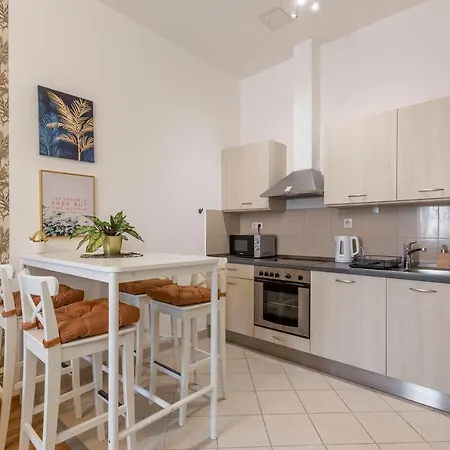 Luxurious Art Deco In The King Street Appartement Budapest